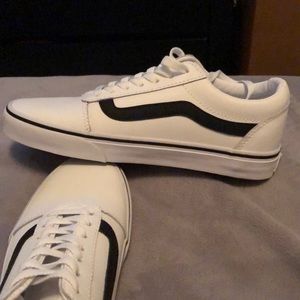 RARE white Vans Old Skool Leather